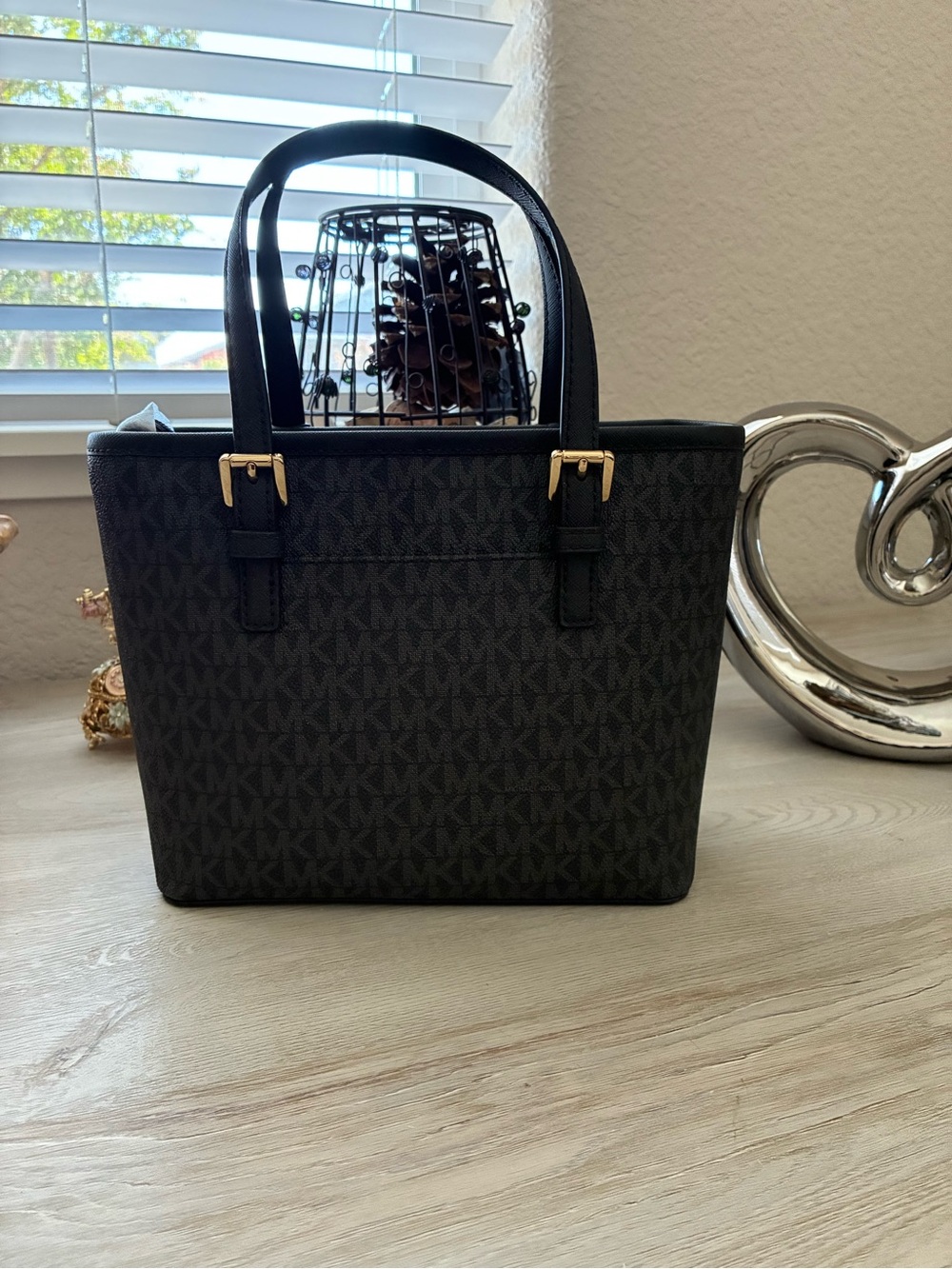 Michael Kors Black MK Signature Tote with Gold Charm - Picture 2 of 7